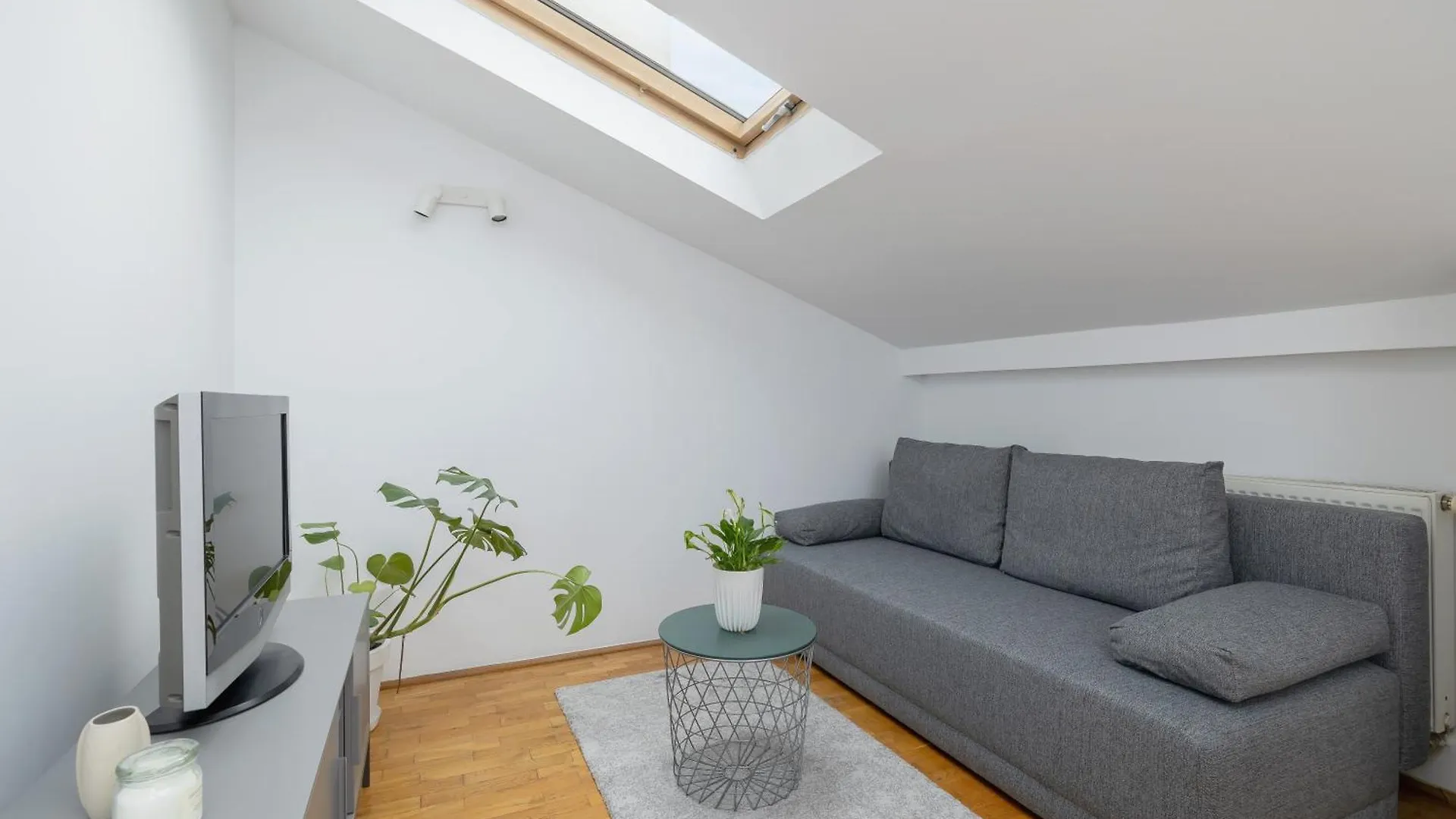 Old Town - Apartment With Ac - Dluga 65 Krakow Poland